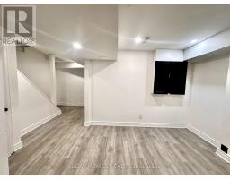 39 Laidlaw Drive, Barrie, ON L4N7S2 Photo 16