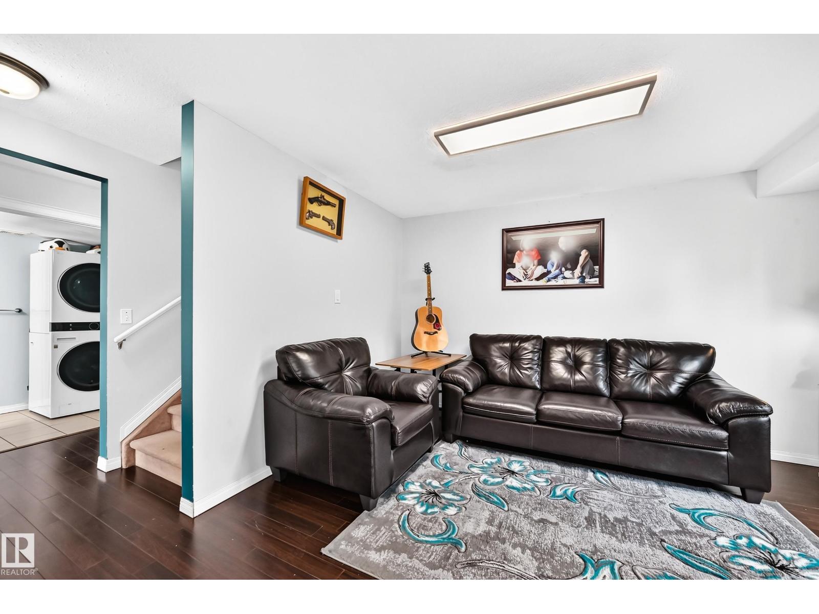 #72 2505 42 ST NW - 22