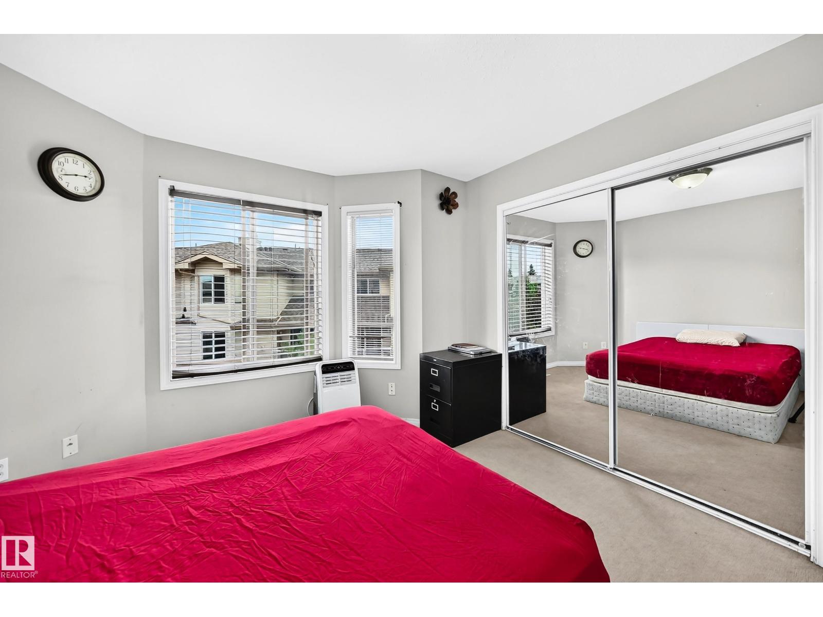 #72 2505 42 ST NW - 35