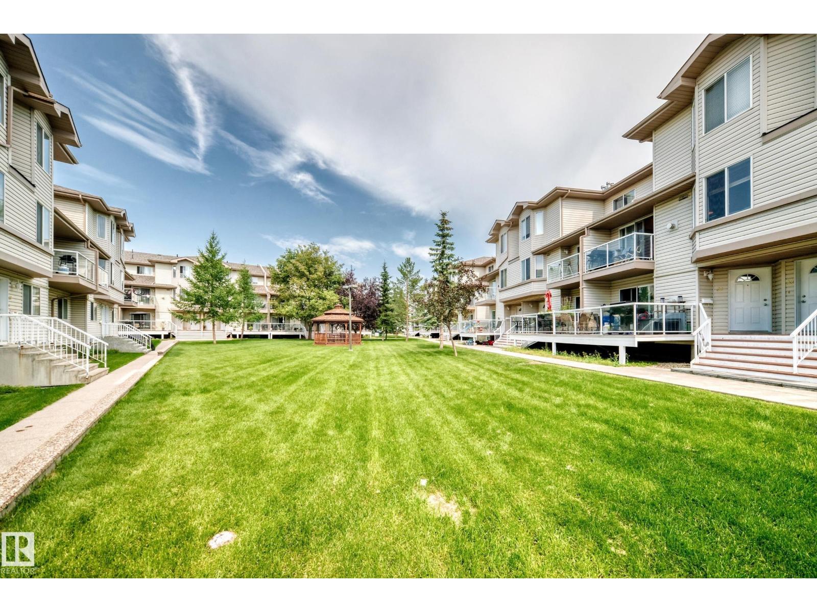 #72 2505 42 ST NW - 45