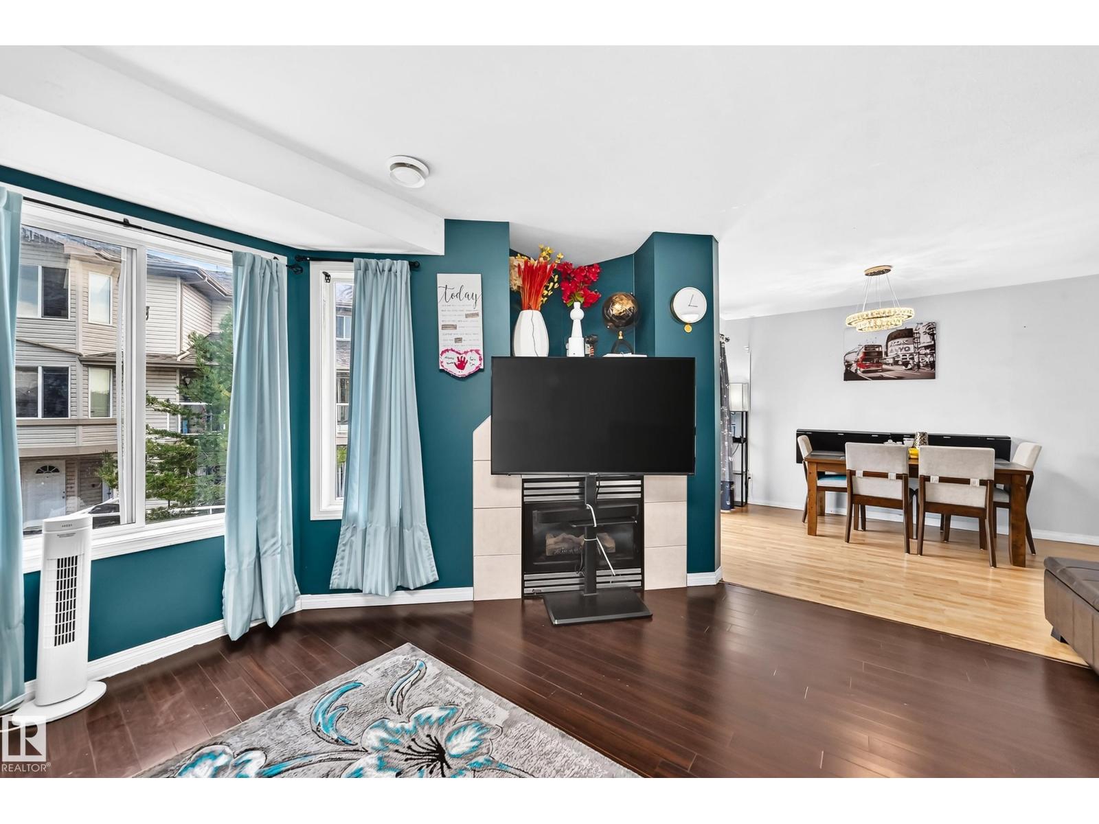 #72 2505 42 ST NW - 24
