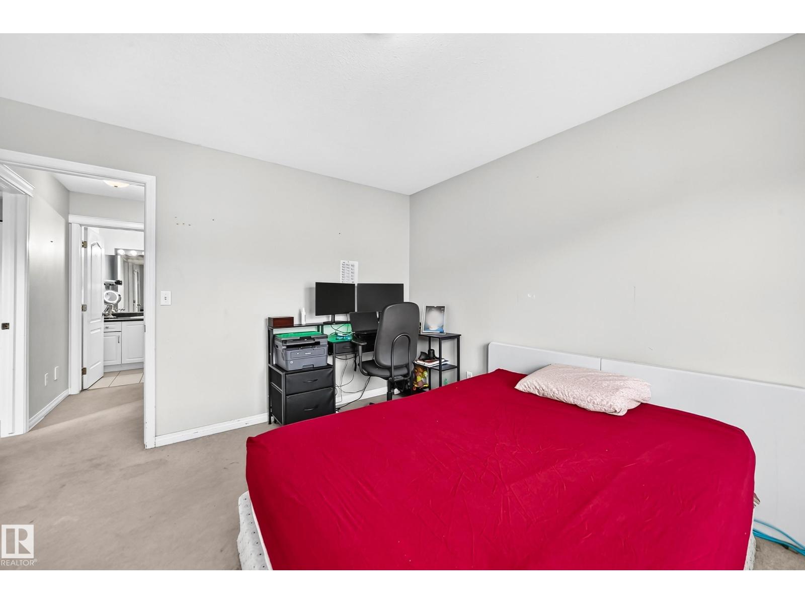 #72 2505 42 ST NW - Image 36