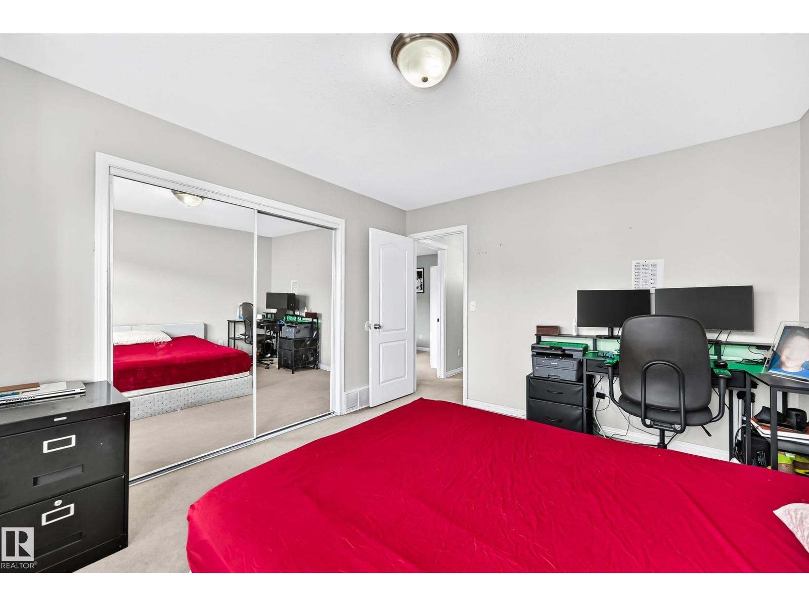 #72 2505 42 ST NW - 37