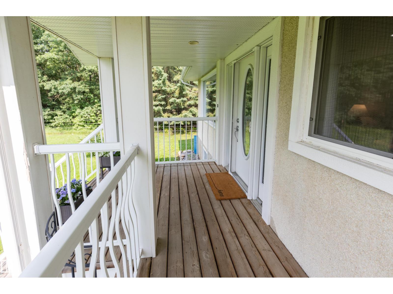 191062 HWY 16 - Image 17