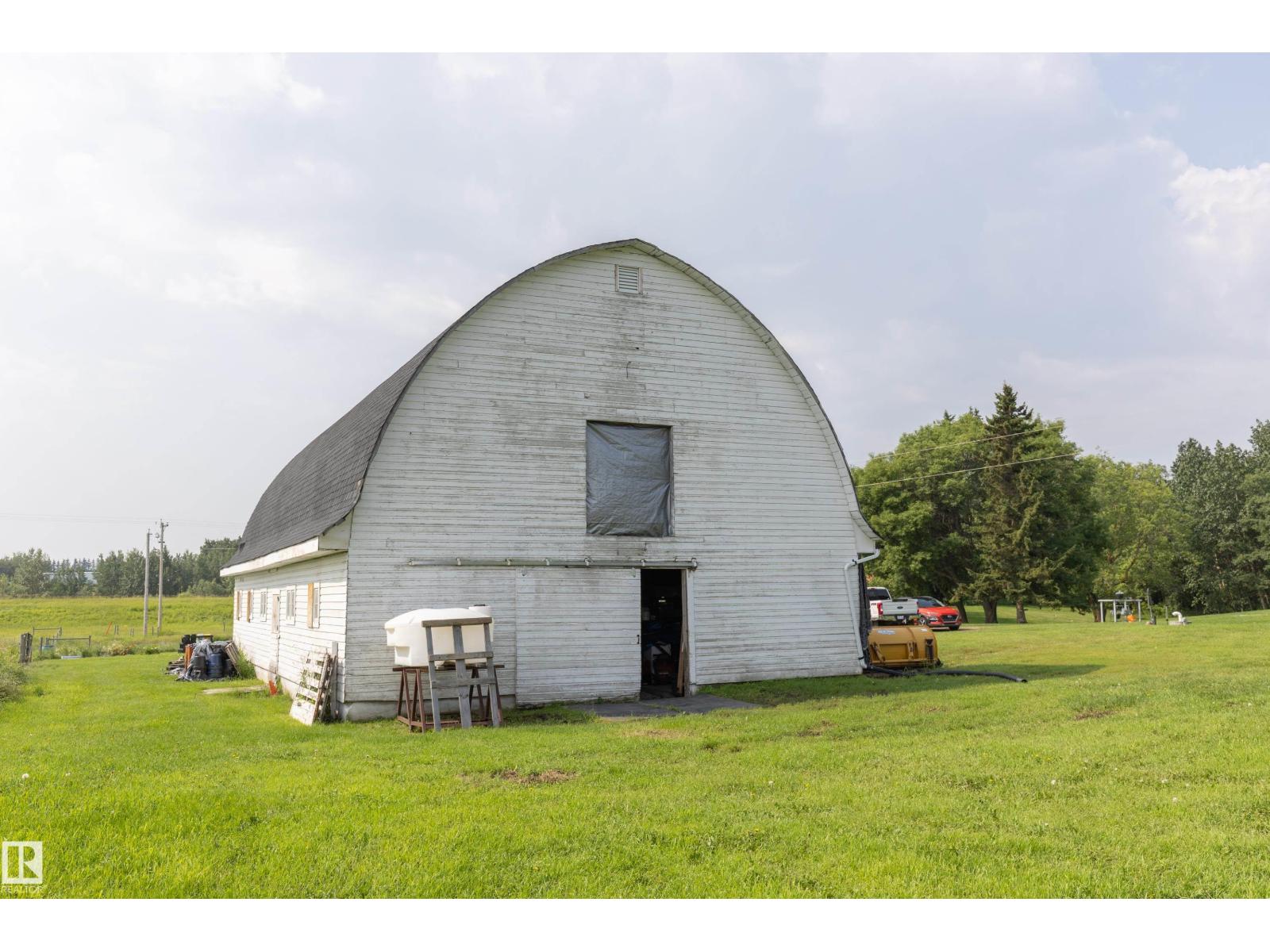191062 HWY 16 - 31
