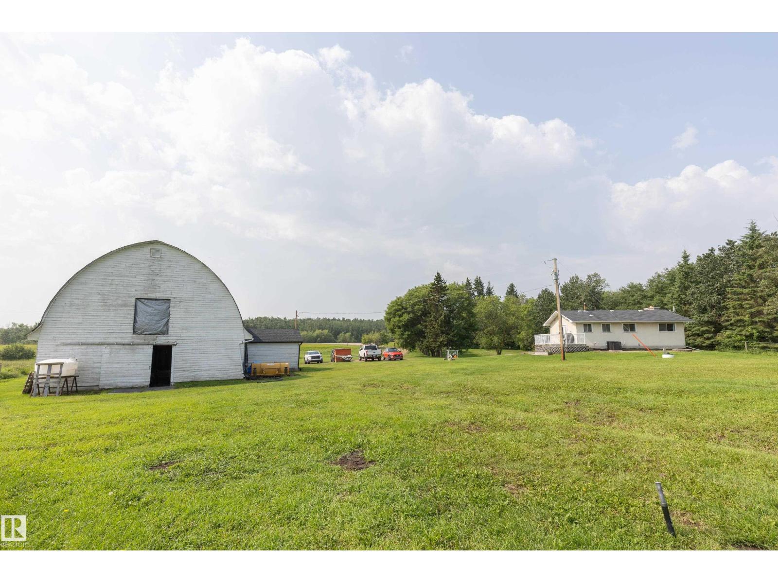 191062 HWY 16 - 49