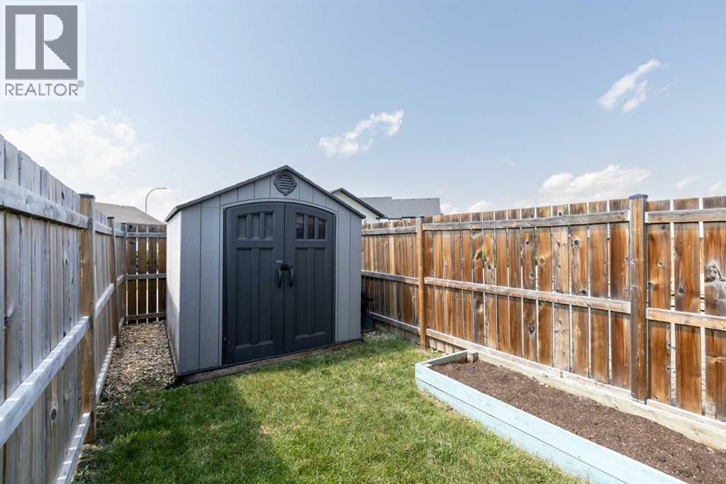 19 Hanson Green, Penhold