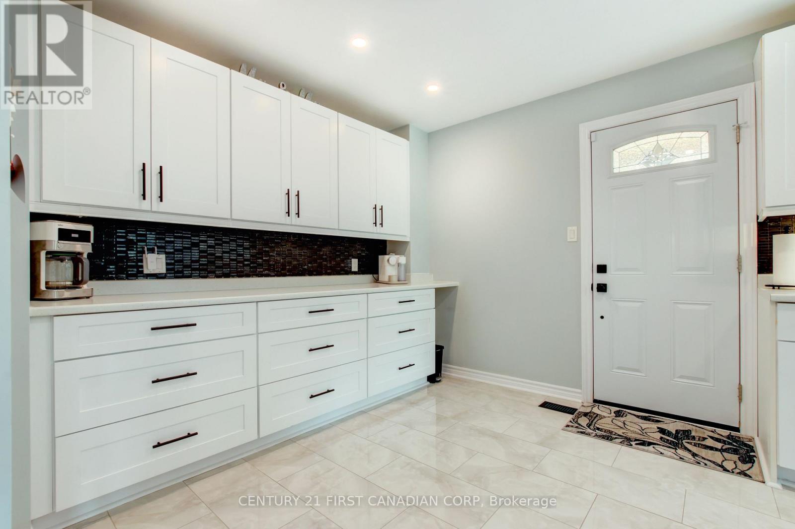 79 NEWBRIDGE CRESCENT - 15