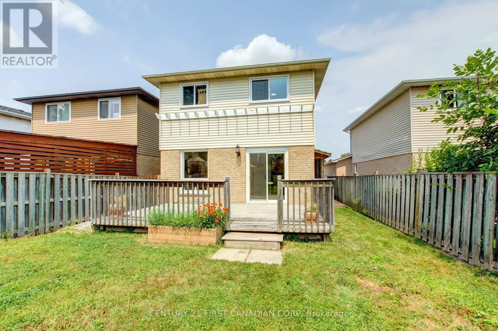 79 NEWBRIDGE CRESCENT - 42