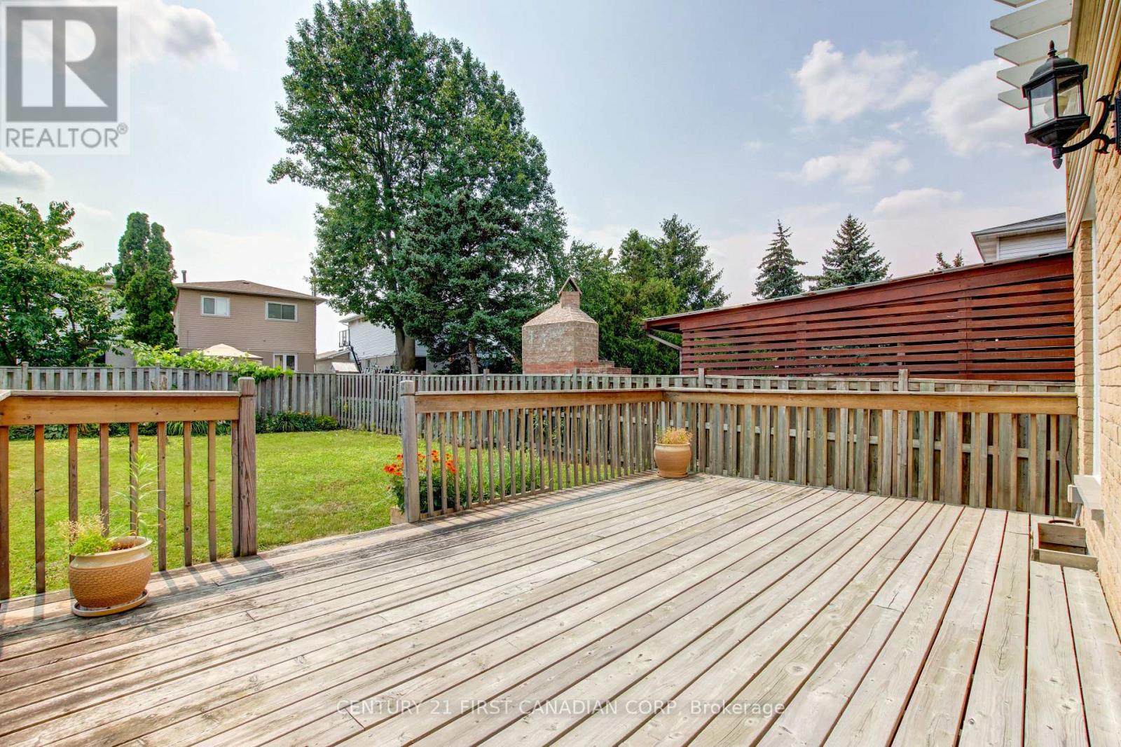 79 NEWBRIDGE CRESCENT - 44