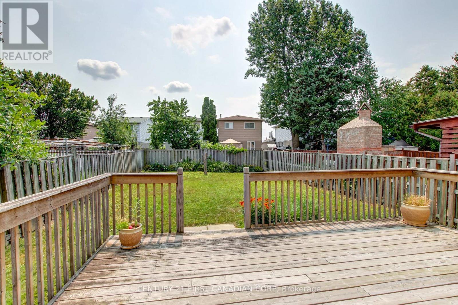 79 NEWBRIDGE CRESCENT - 45