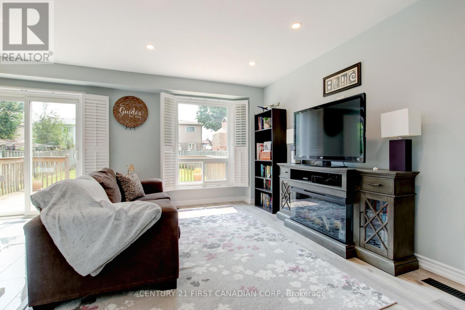 79 NEWBRIDGE CRESCENT - 5
