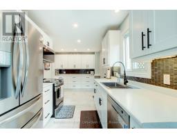Family room - 79 Newbridge Crescent, Brampton, ON L6S4B5 Photo 11