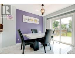 Bathroom - 79 Newbridge Crescent, Brampton, ON L6S4B5 Photo 9