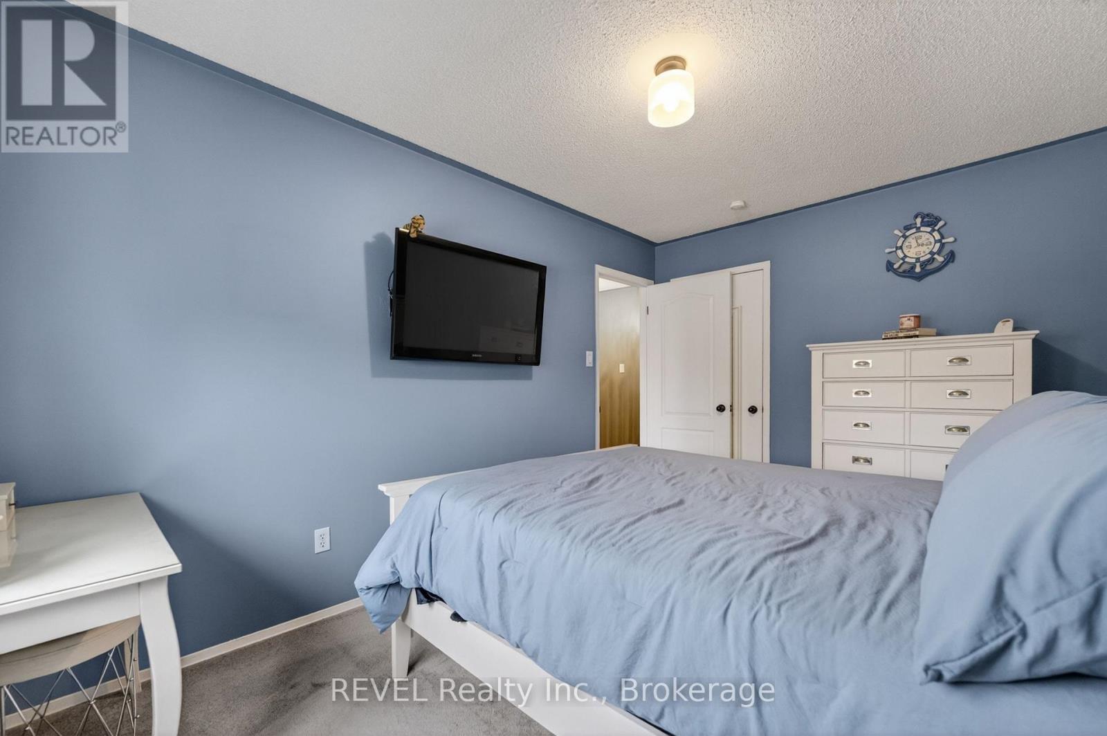 80 DUMFRIES AVENUE - 22