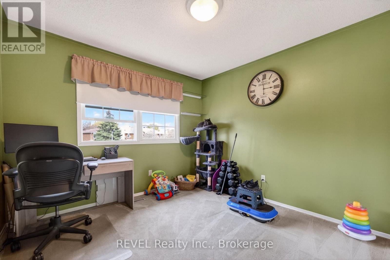 80 DUMFRIES AVENUE - 23