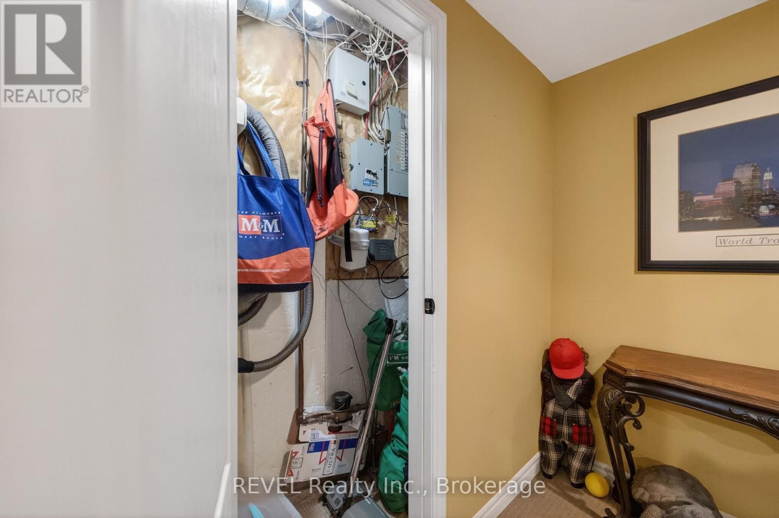 80 DUMFRIES AVENUE - 31