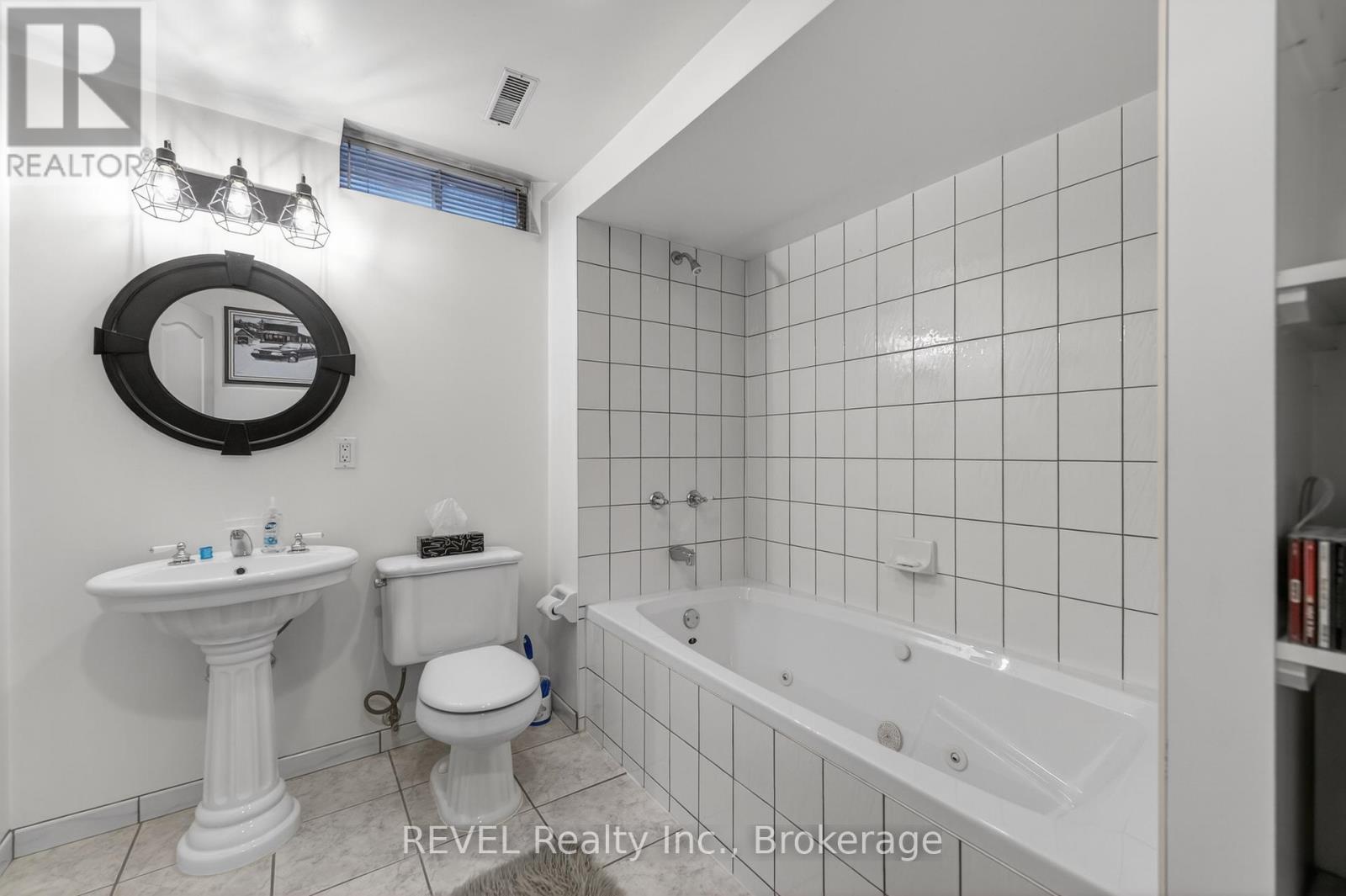 80 DUMFRIES AVENUE - 37