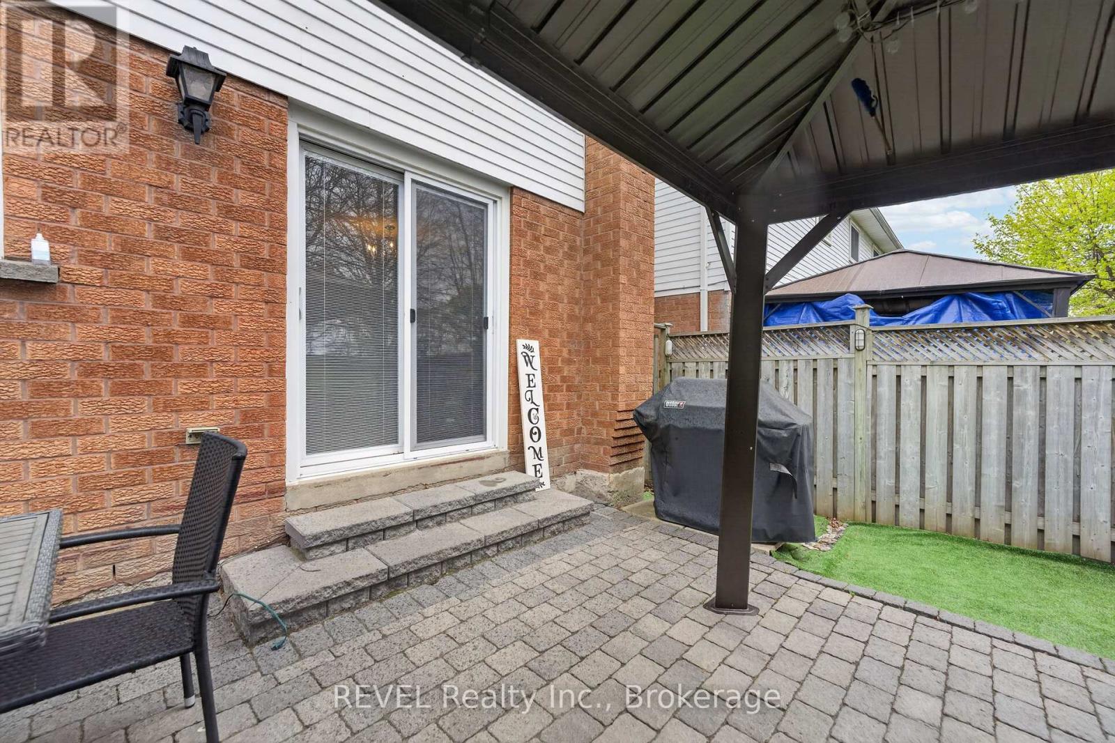 80 DUMFRIES AVENUE - 42