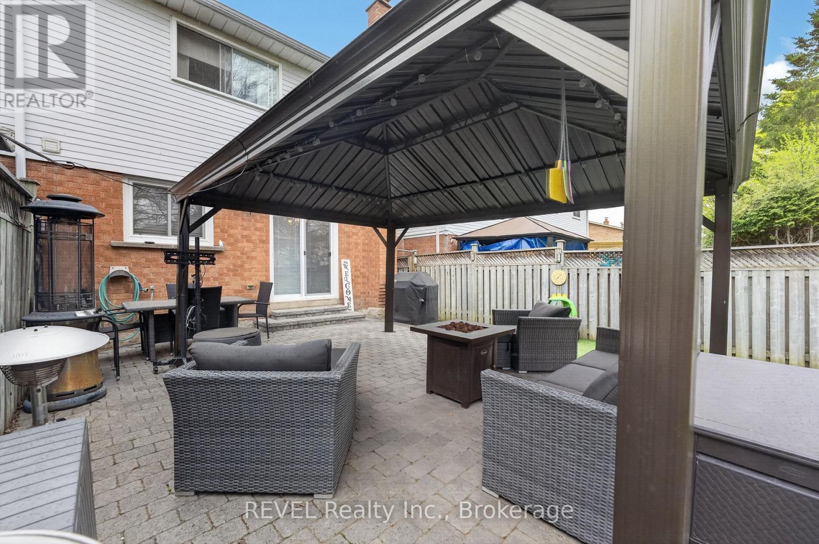 80 DUMFRIES AVENUE - 46