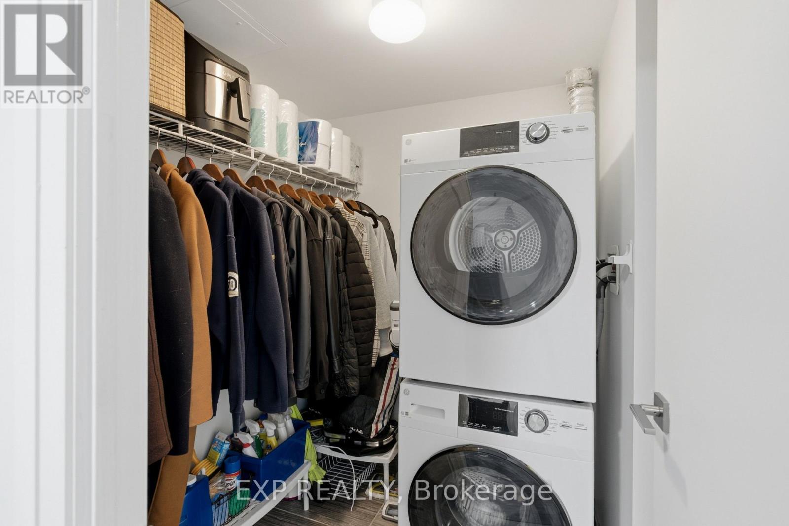 #E1108 555 WILSON AVENUE - Image 22