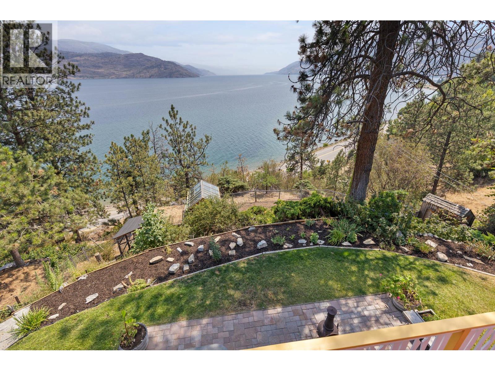 6431 Renfrew Road - 27