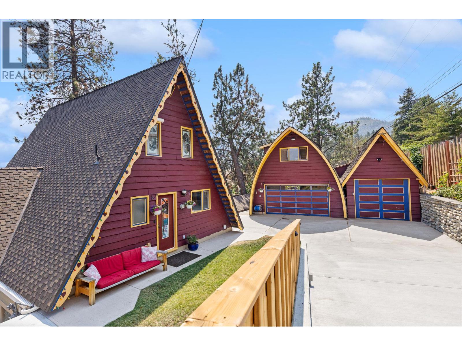 6431 Renfrew Road - 4