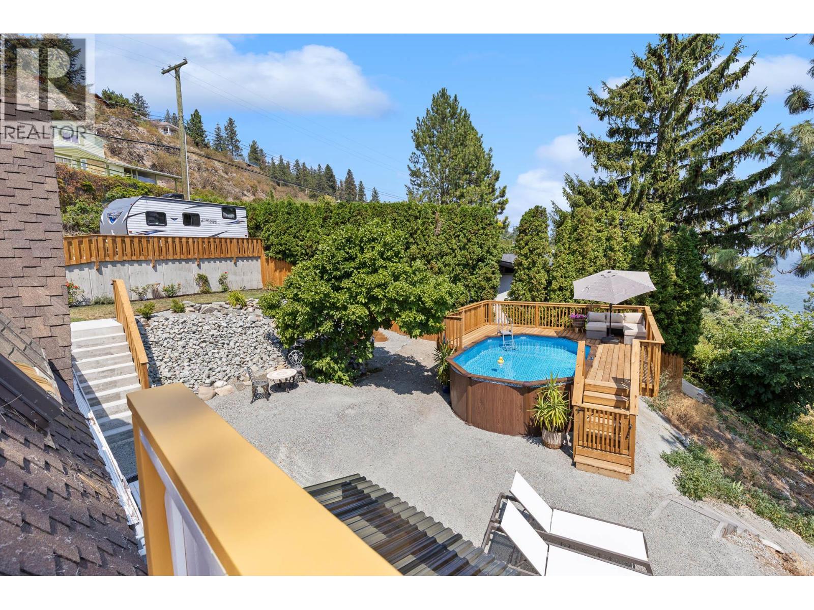 6431 Renfrew Road - 48