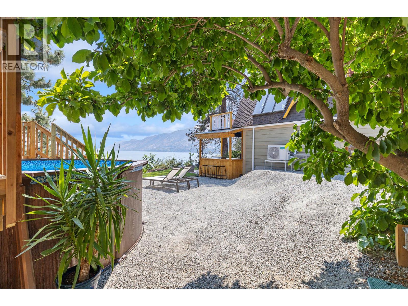 6431 Renfrew Road - 53