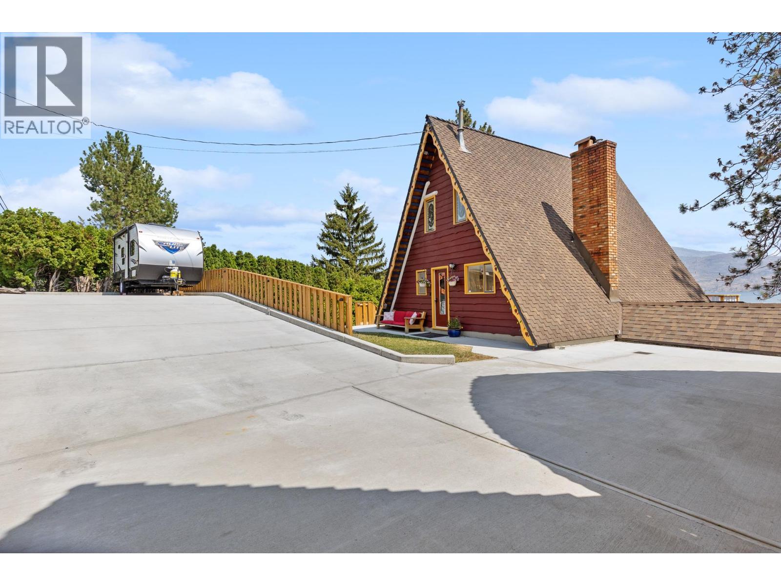 6431 Renfrew Road - 66