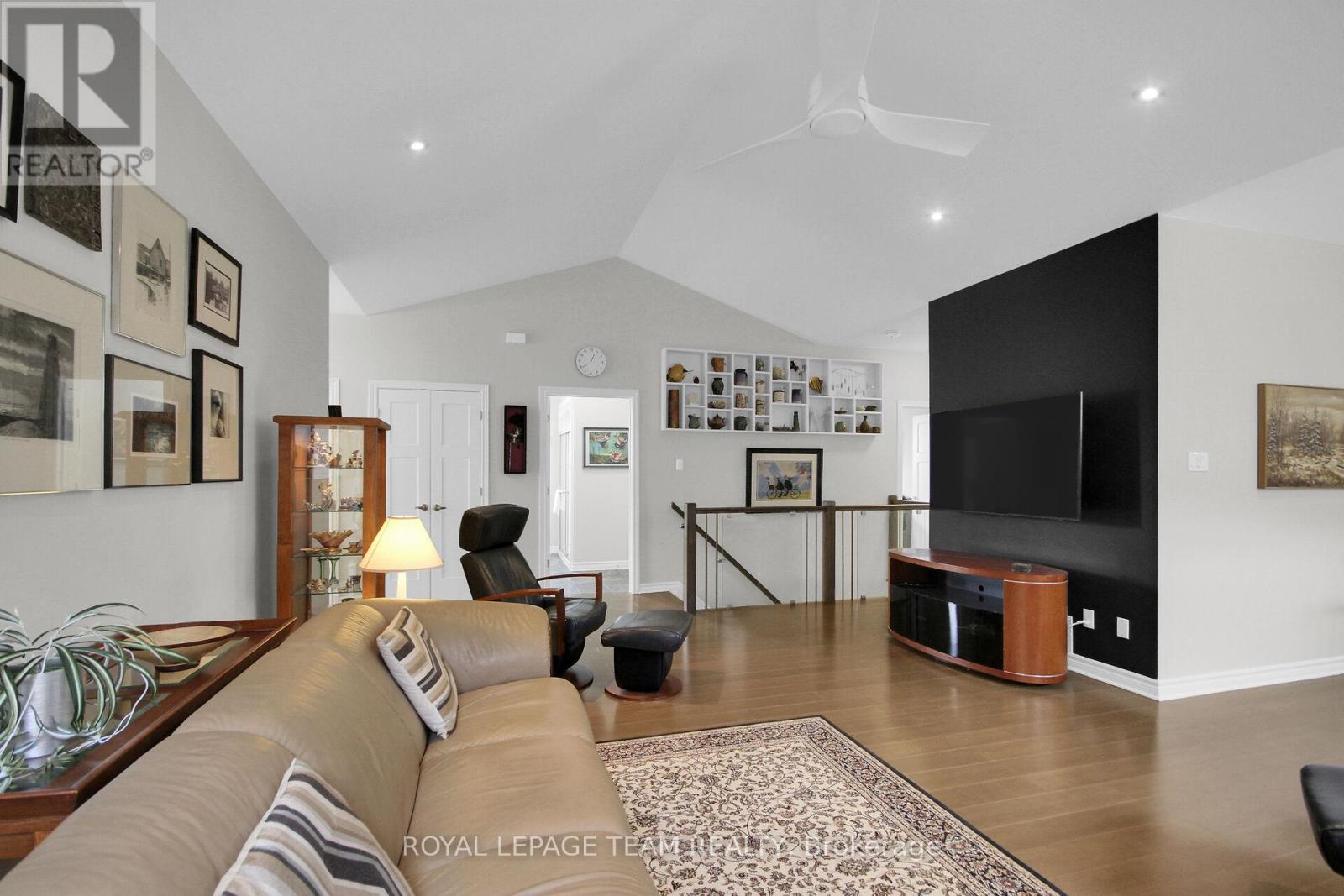 219 MCKENNY STREET - Image 12