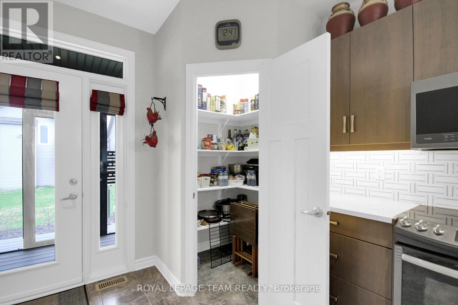219 MCKENNY STREET - Image 17