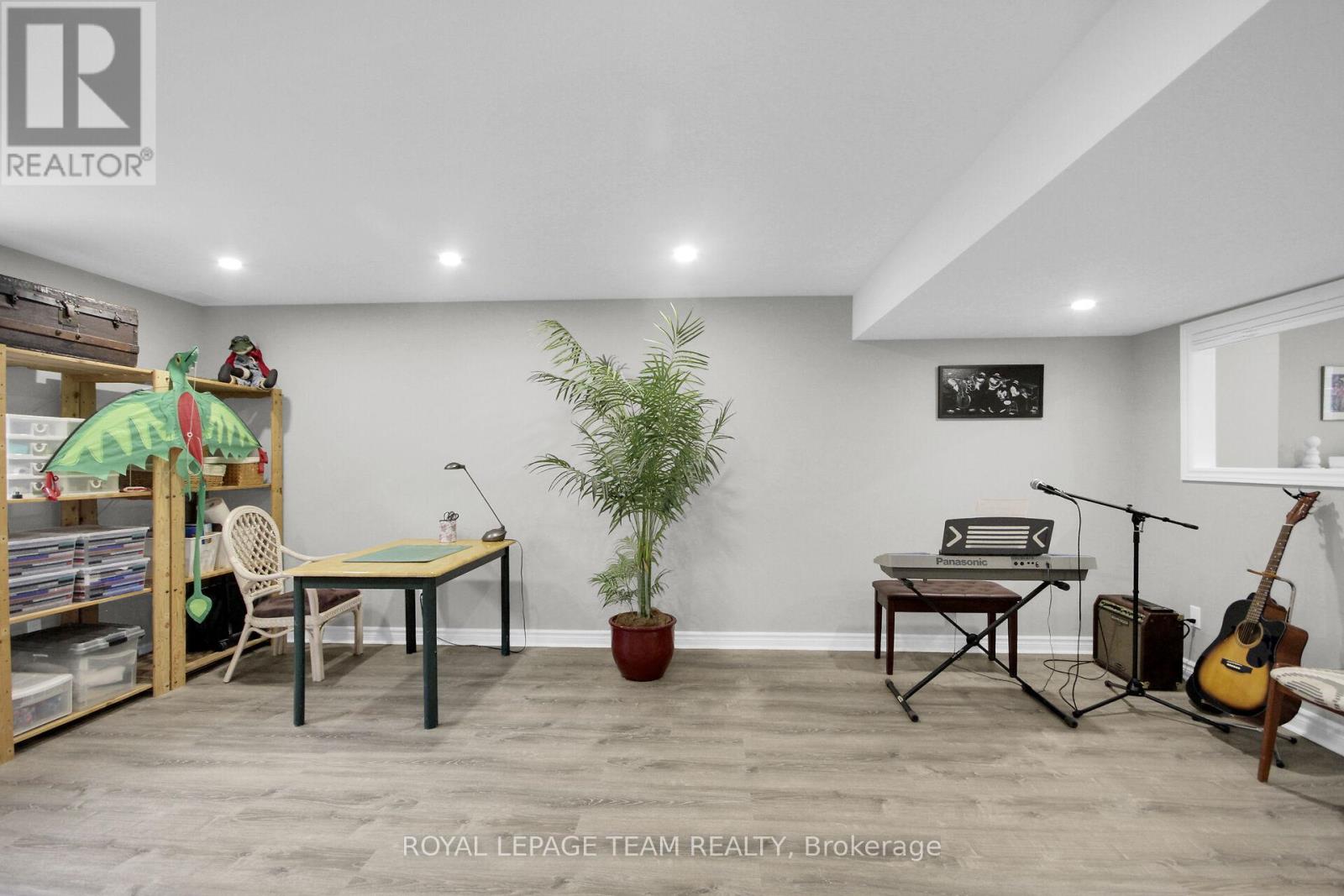 219 MCKENNY STREET - Image 30
