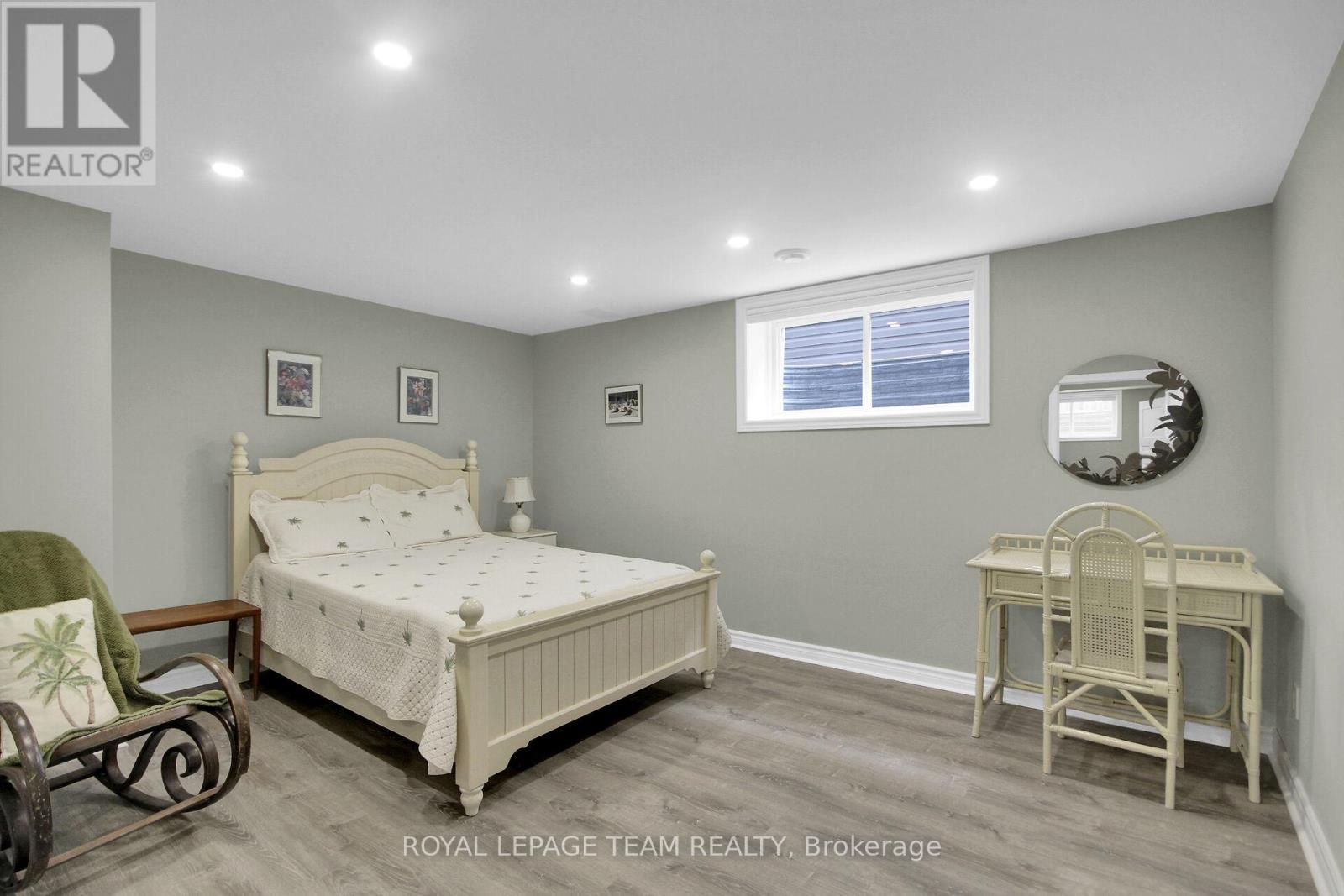 219 MCKENNY STREET - Image 32