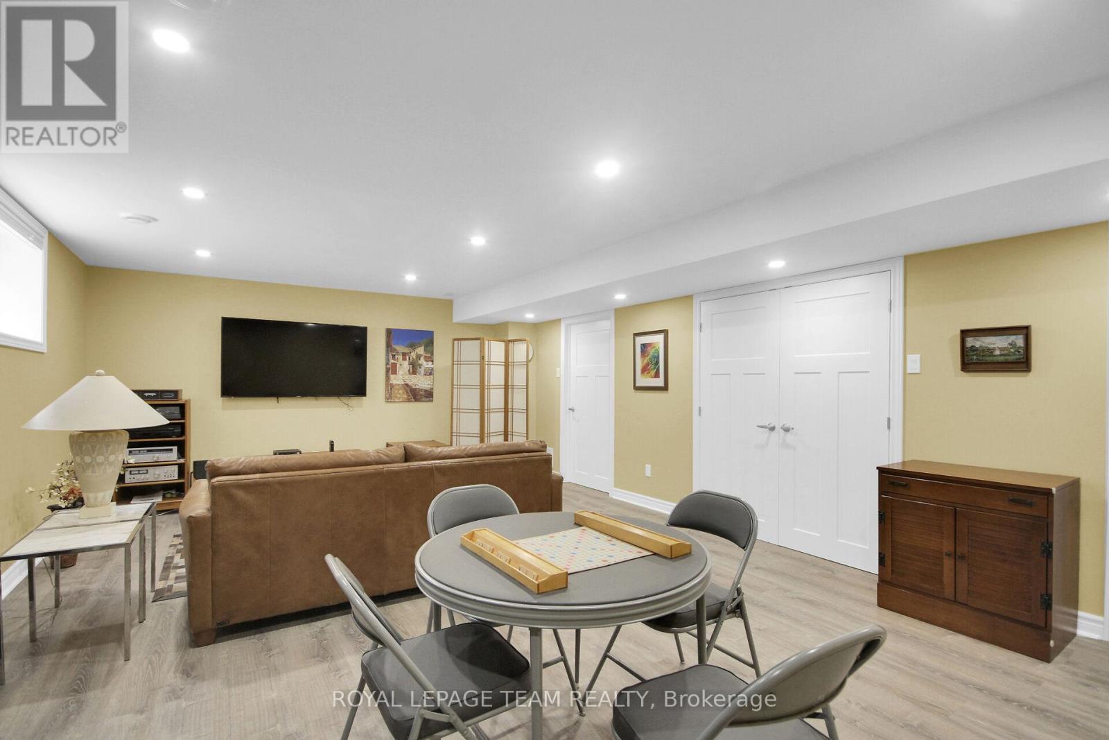 219 MCKENNY STREET - Image 35