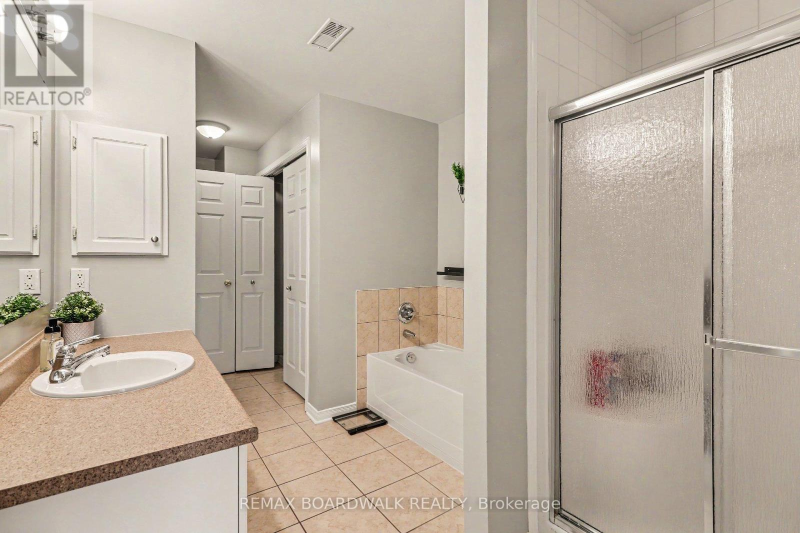 #7 50 BRIARGATE PRIVATE - Image 25