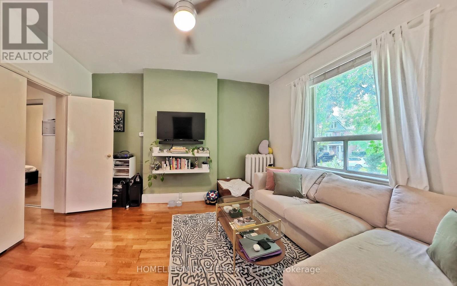 121 MEDLAND STREET - 26