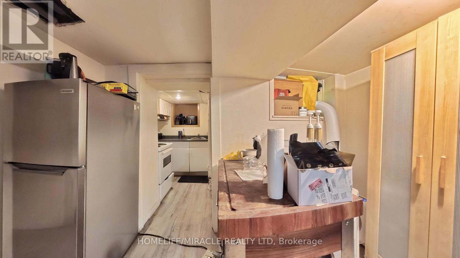 121 MEDLAND STREET - 39