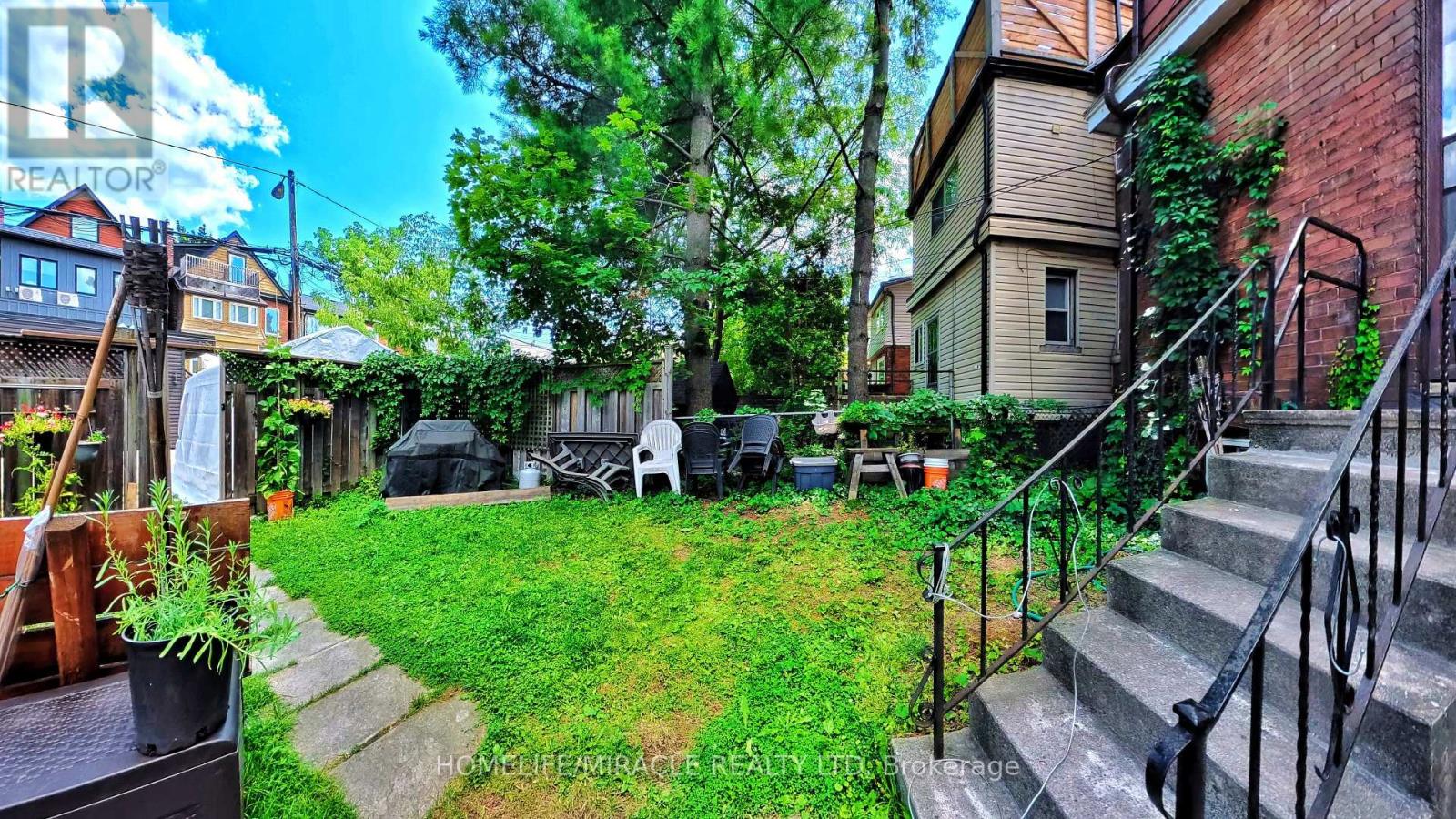 121 MEDLAND STREET - Image 43