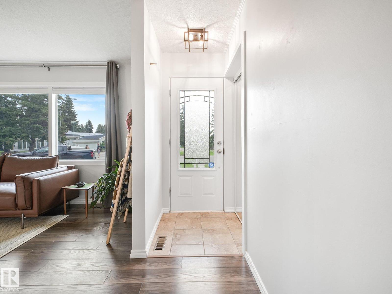 15224 79A AV NW, Lynnwood, Edmonton photo 4