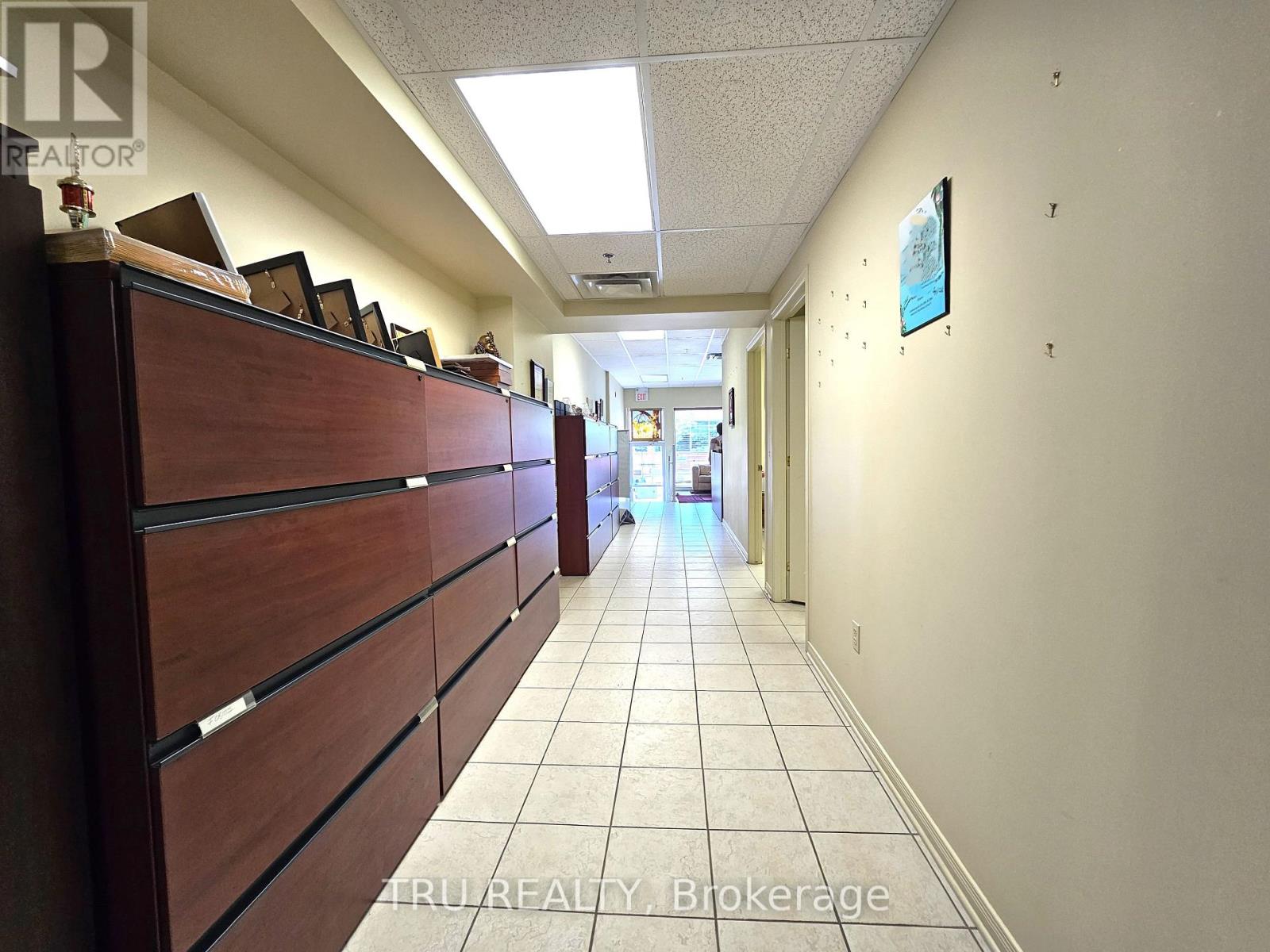 Retail for Rent in Ottawa – 20 – 838 SOMERSET STREET W, Ottawa – MLS# X13615278 - Image 10