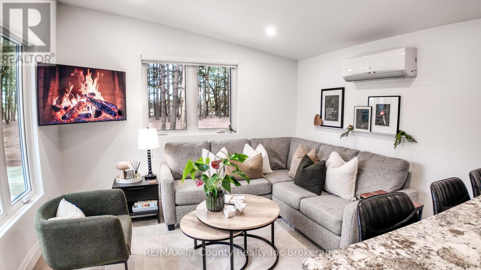 8987 POWERS ROAD - Image 26