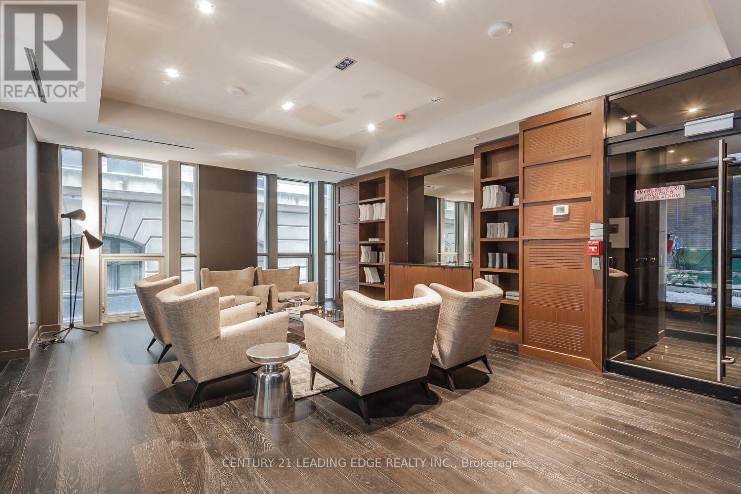 #4409 70 TEMPERANCE STREET - 25
