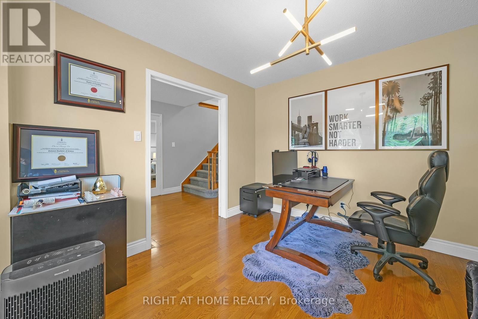2573 OSHKIN COURT - 13