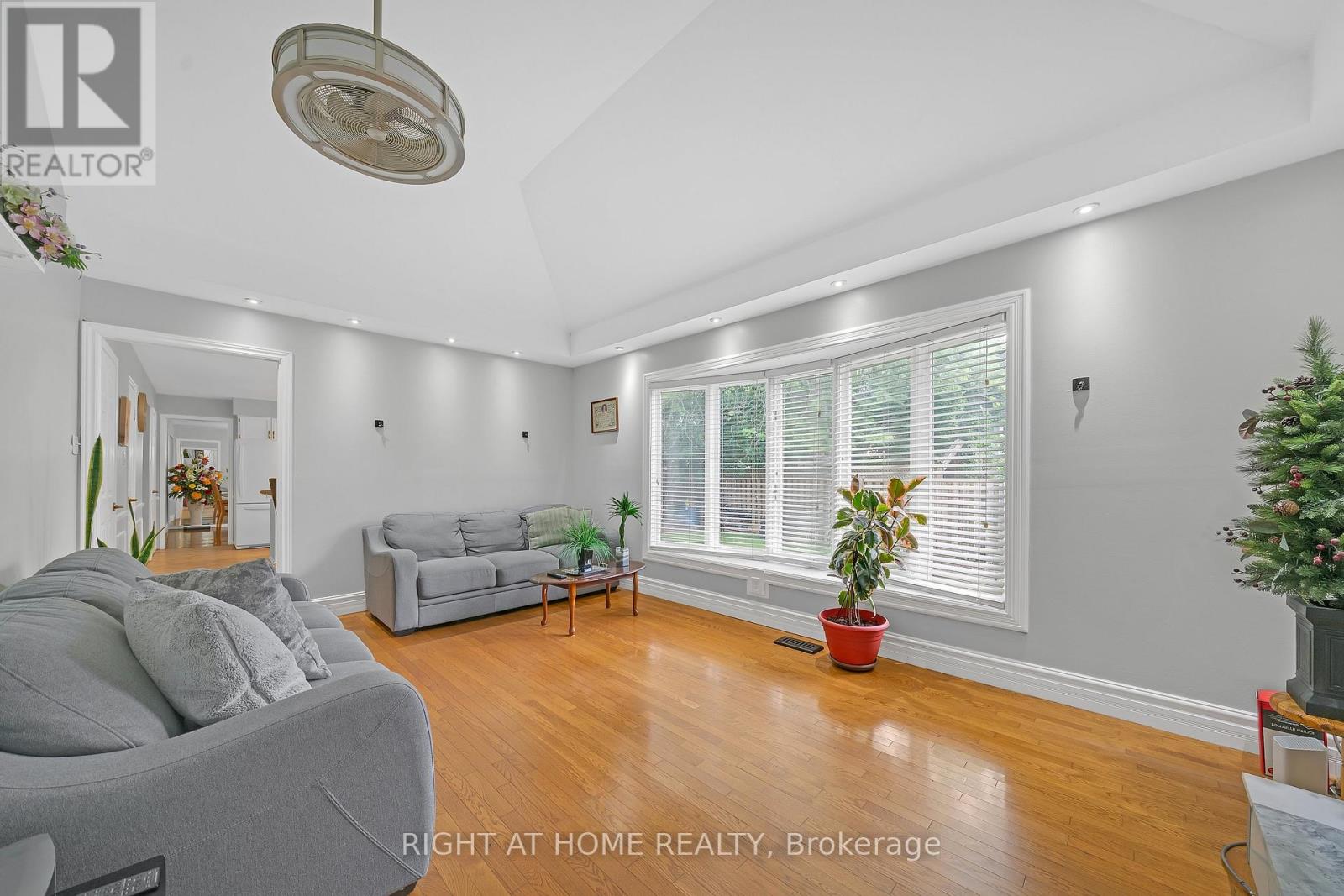 2573 OSHKIN COURT - 22