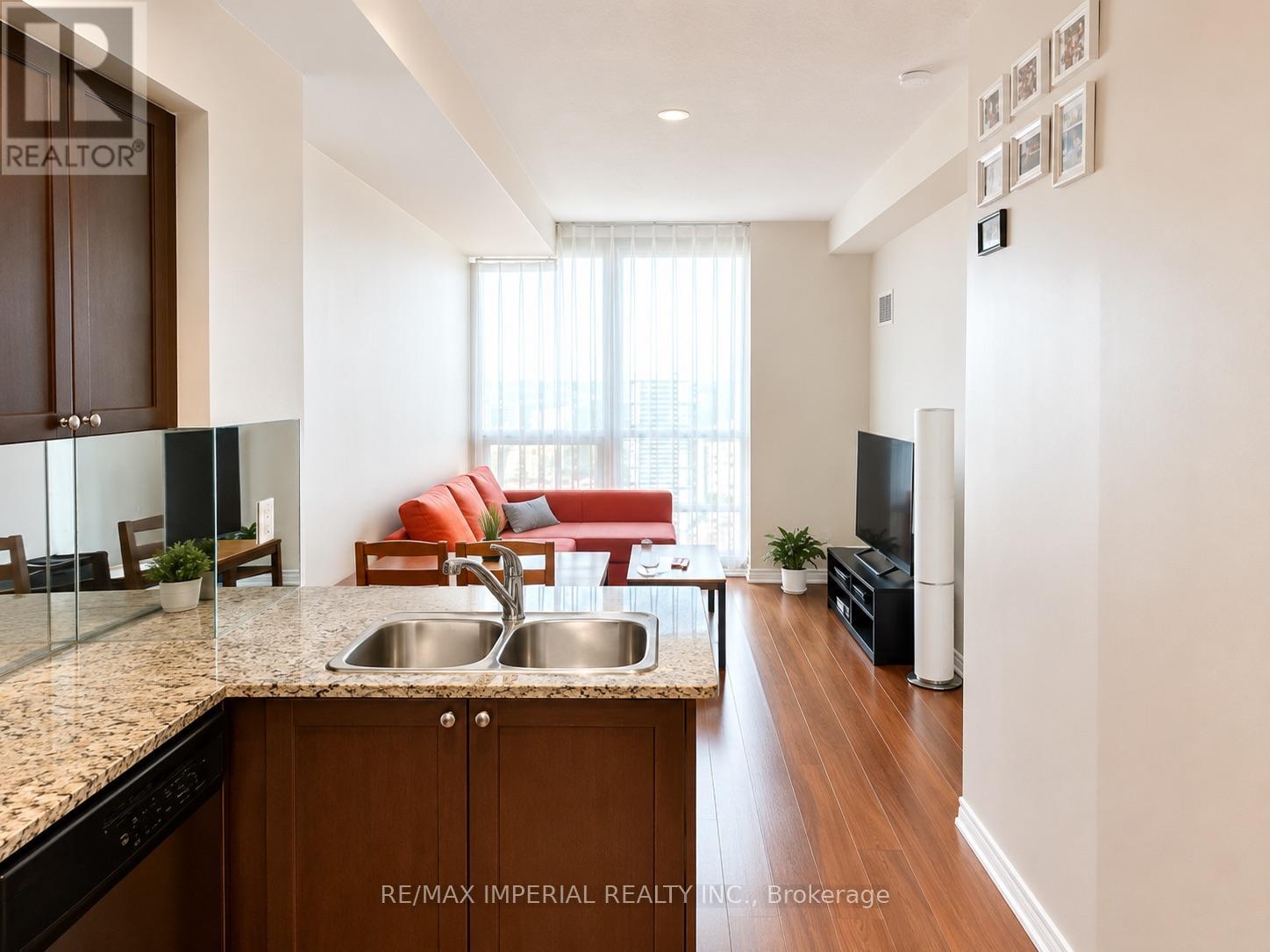 #3304 761 BAY STREET - 1