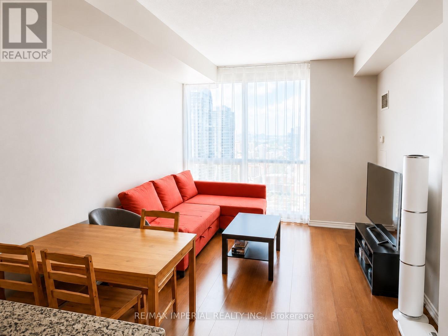 #3304 761 BAY STREET - 2