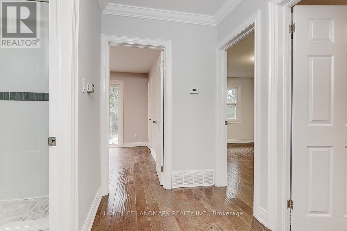 367 CUMMER AVENUE - Image 28