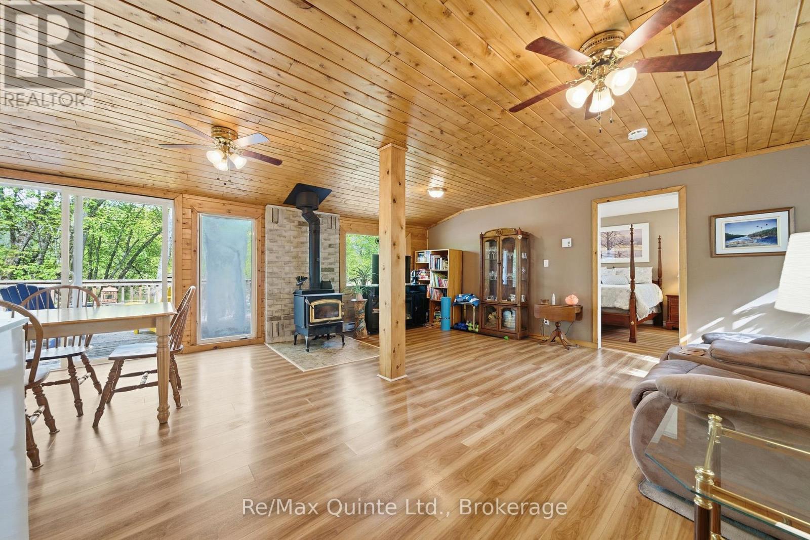 122 COTTAGE LANE - 6