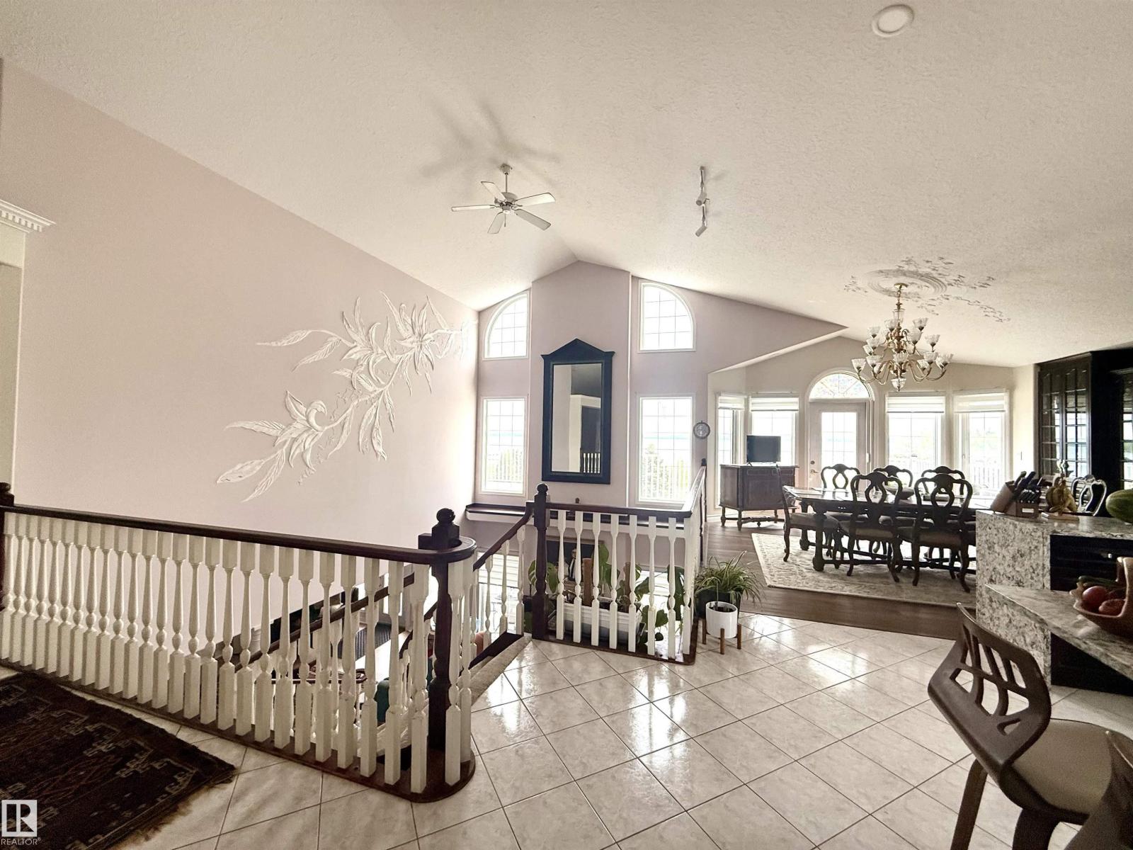 205 1 AV - Image 19